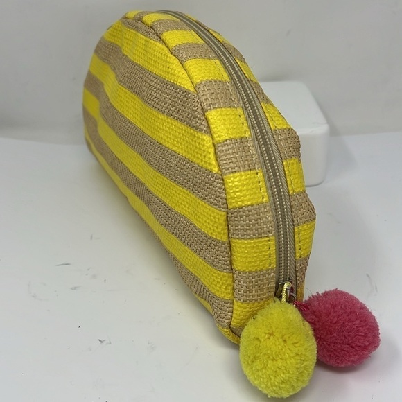 Saks Fifth Avenue Straw Yellow Half moon Zip Around Clutch Bag Pouch - Picture 2 of 5